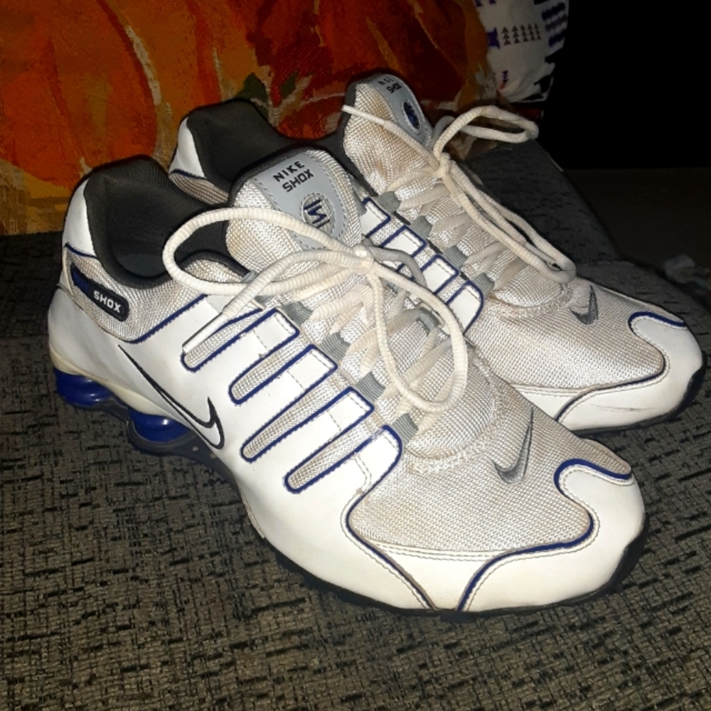 Nike shox